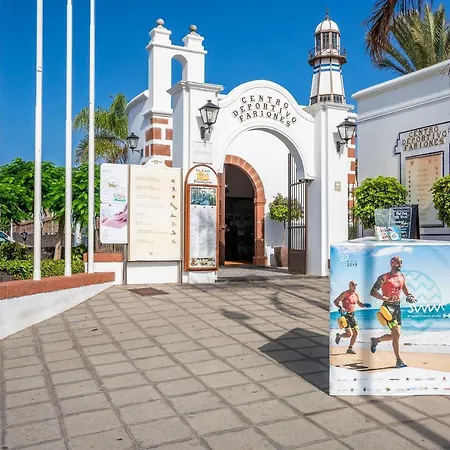 Dom wakacyjny Red Volcano - Pool And Gym In Sport Center Fariones Included By Lanzarote