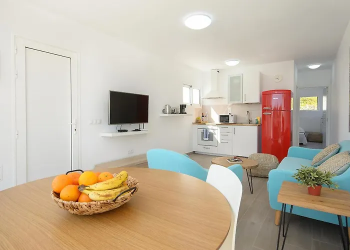 Dom wakacyjny Red Volcano - Pool And Gym In Sport Center Fariones Included By Lanzarote Puerto del Carmen (Lanzarote)