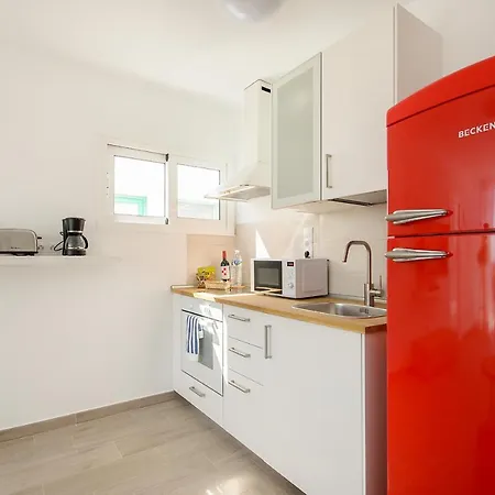 Red Volcano - Pool And Gym In Sport Center Fariones Included By Lanzarote * プエルト・デル・カルメン